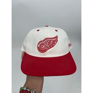 Vintage CCM Detroit Red Wings NHL Snapback Hat Made in Canada Red White